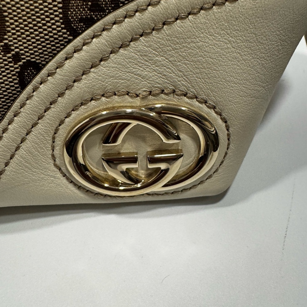 Authentic Gucci Brown and Cream Signature Tote (Mint Condition) - Picture 13 of 13